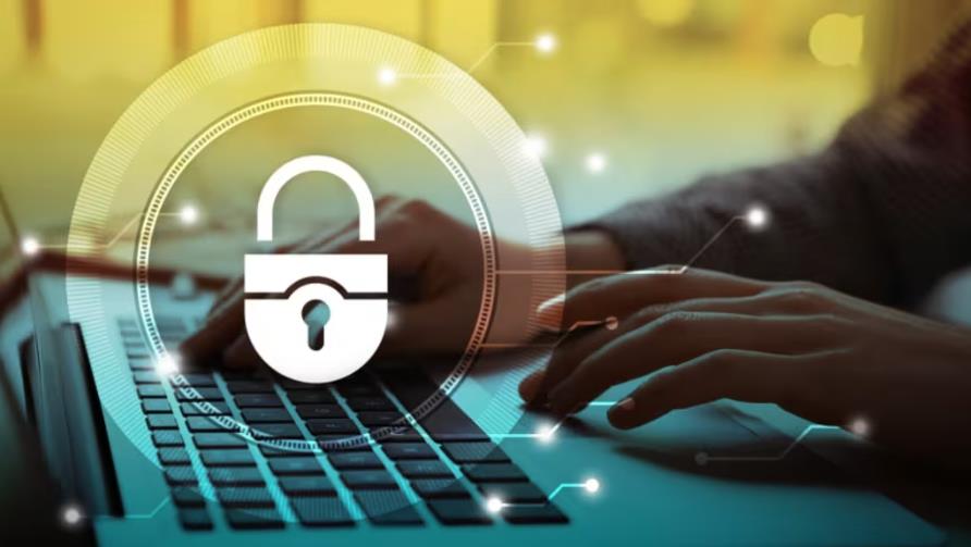信创安全底座构筑：国产密码算法与可信计算在关键领域的融合应用